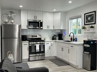 407 E 61st St, Long Beach, CA 90805