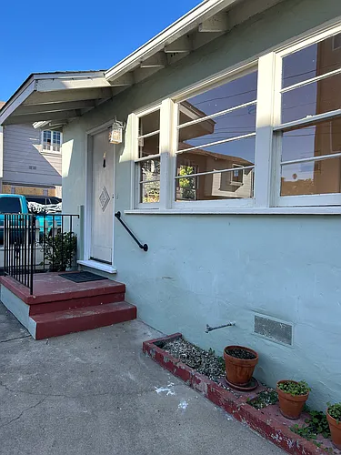 350 Van Buren St Photo 1