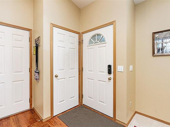 3rd image of 3721 Fort Laramie Dr