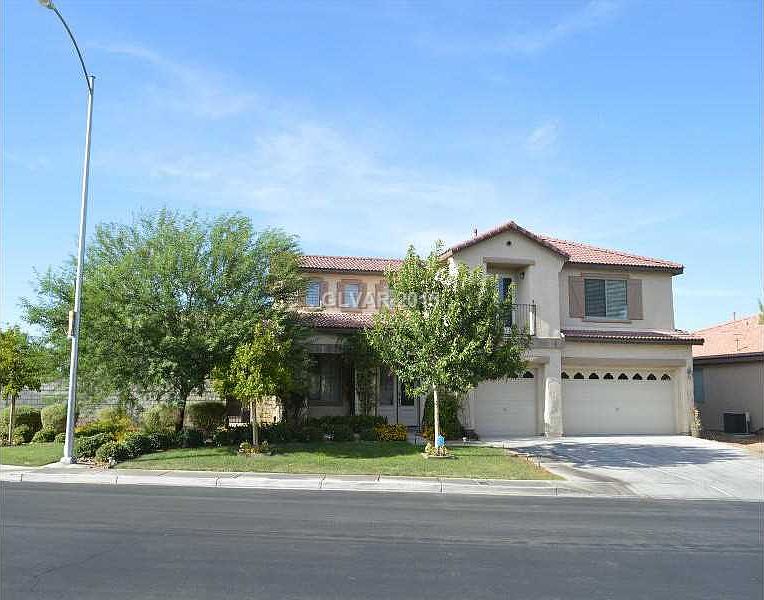 1st image of 220 Pebble Canyon Dr
