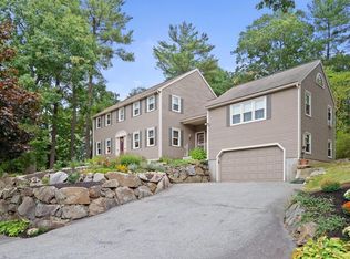 4 Middlebury Ln, Beverly, MA 01915