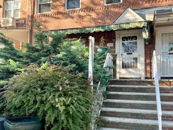 1746 Gerritsen Avenue image 1 of 7