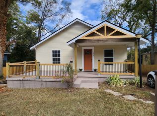 218 Heatherly Dr, Greenville, SC 29611