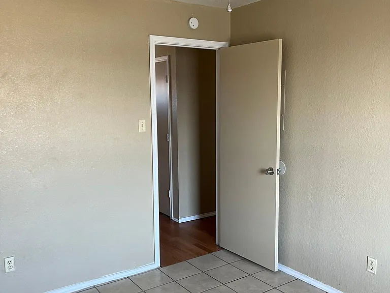 1710 Windward Dr #D — Photo 7