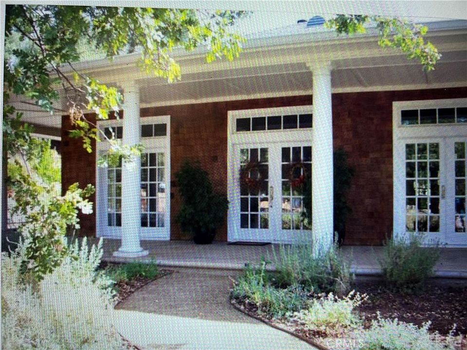 1st image of 15 Fox Ridge Rd