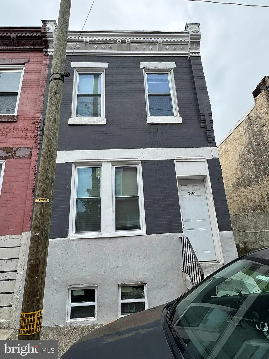 2463 N Opal St photo 1