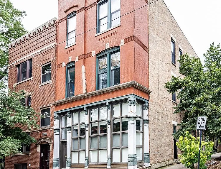 1037 W Dickens Ave — Photo 20