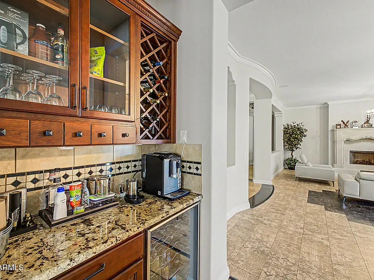 2316 W Villa Cassandra Dr — Photo 14