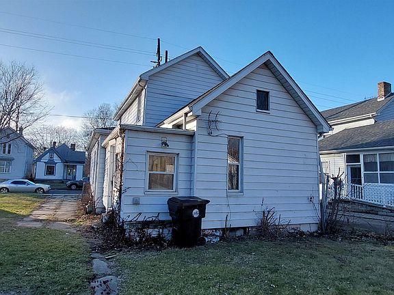 4th image of 1106 N Garfield Ave