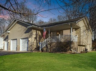 20121 Falcon Ave N, Forest Lake, MN 55025