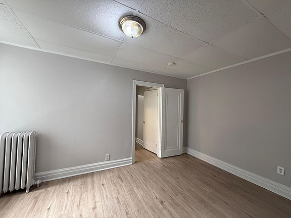 5th image of 16 Kensington Ave #200E