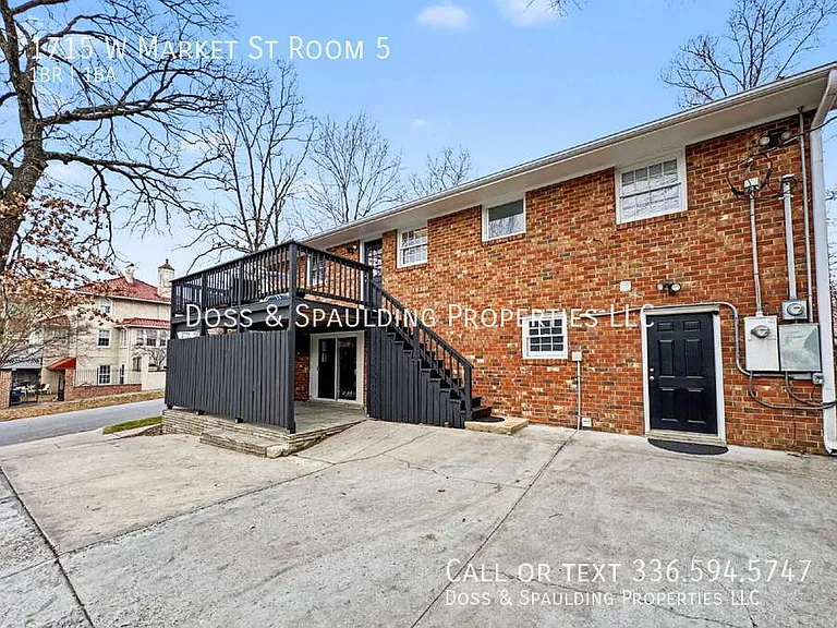 1715 W Market St #5 — Photo 9