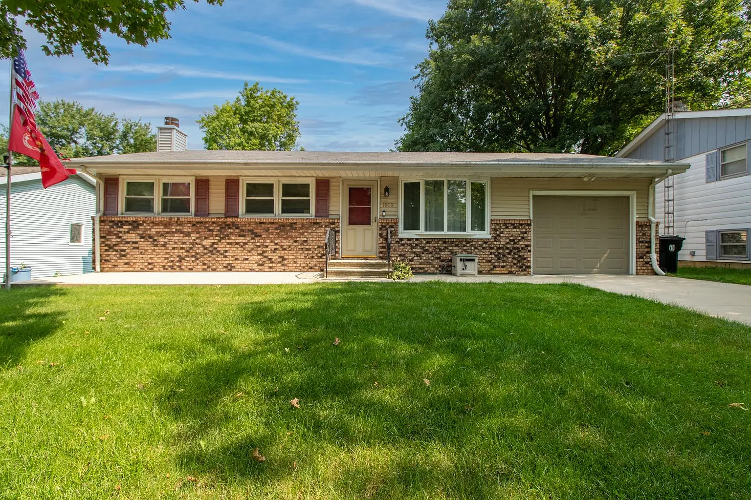 1808 Jacobssen Dr photo 1