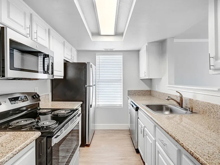 The Park Apartments — Photo 16