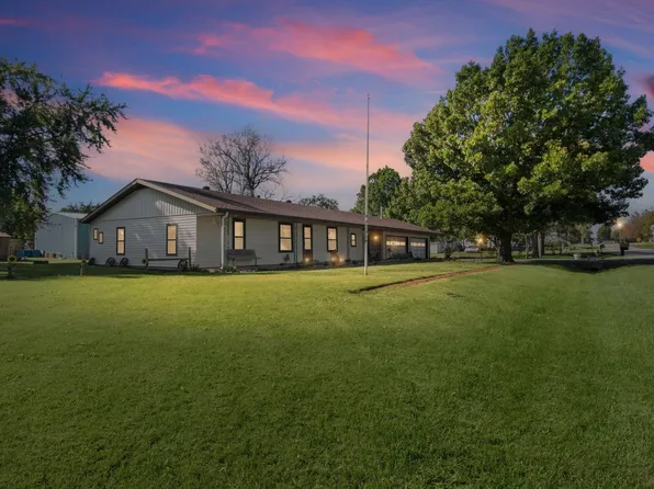 2801 Main St, Vassar, KS 66543