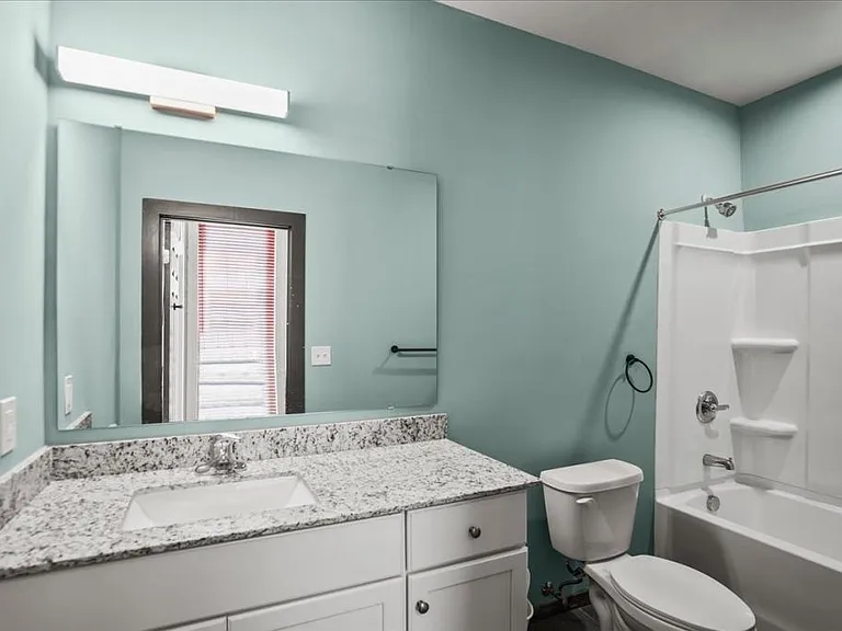 127 W Evans St — Photo 12