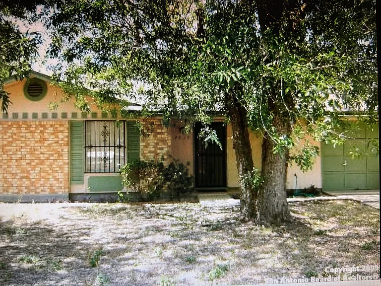 4839 Castle Strm — Photo 5