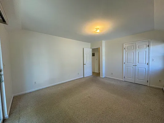 Rented by Luxian International Realty LLC | media 5