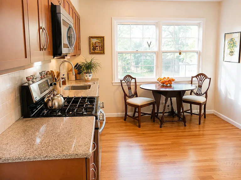 269 Shadybrook Ln — Photo 4