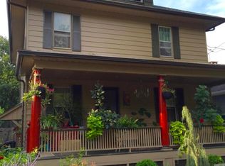 321 Colbert St, Stroudsburg, PA 18360