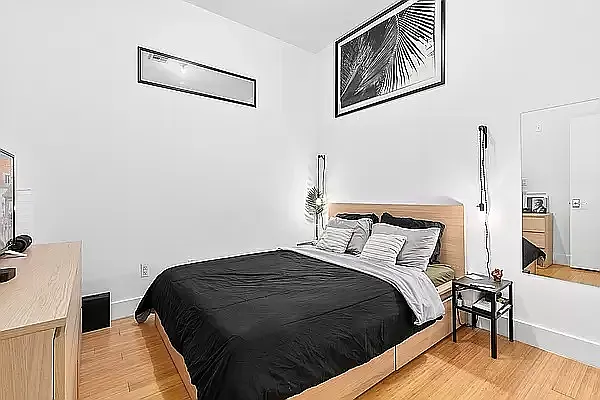 Rented by Jacquelyn 327 LLC | media 3