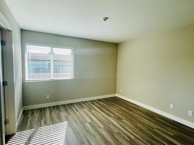 3x1 -Master bedroom