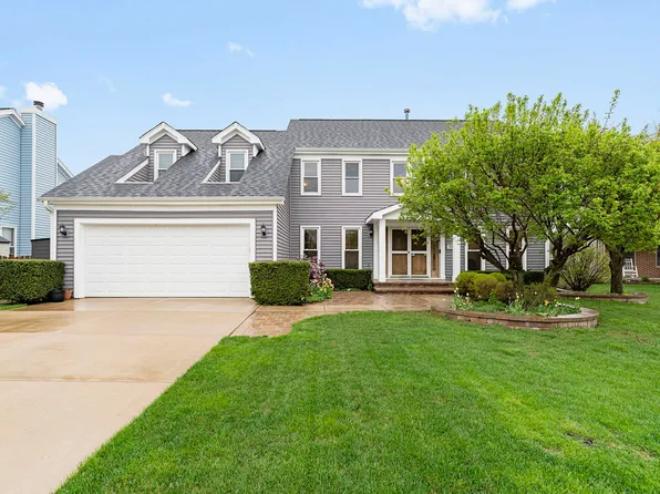 541 Salceda Ln, Mundelein, IL 60060