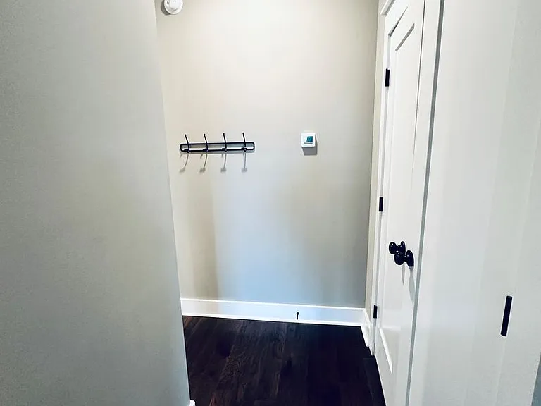 102 Twisted Laurel Ln — Photo 32