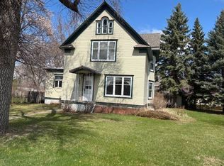 923 2nd St NE, Fessenden, ND 58438