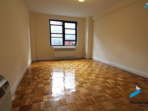 5th image of 141 E 89th St APT 3B