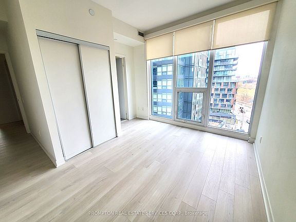 5th image of 90 Queens Wharf Rd #910