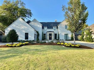 1817 Coventry Ln, Nichols Hills, OK 73120