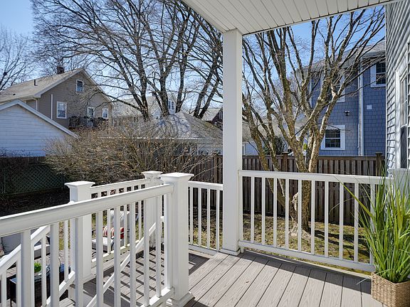 3rd image of 39 Harvard Rd