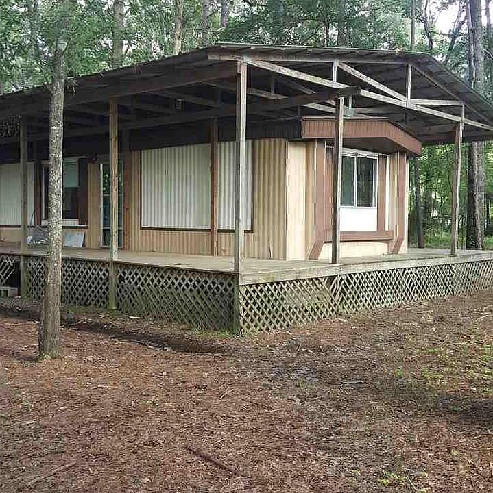 2nd image of 576 Barnes Rd
