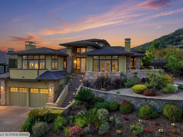 5905 Sunhawk Drive, Santa Rosa, CA 95409