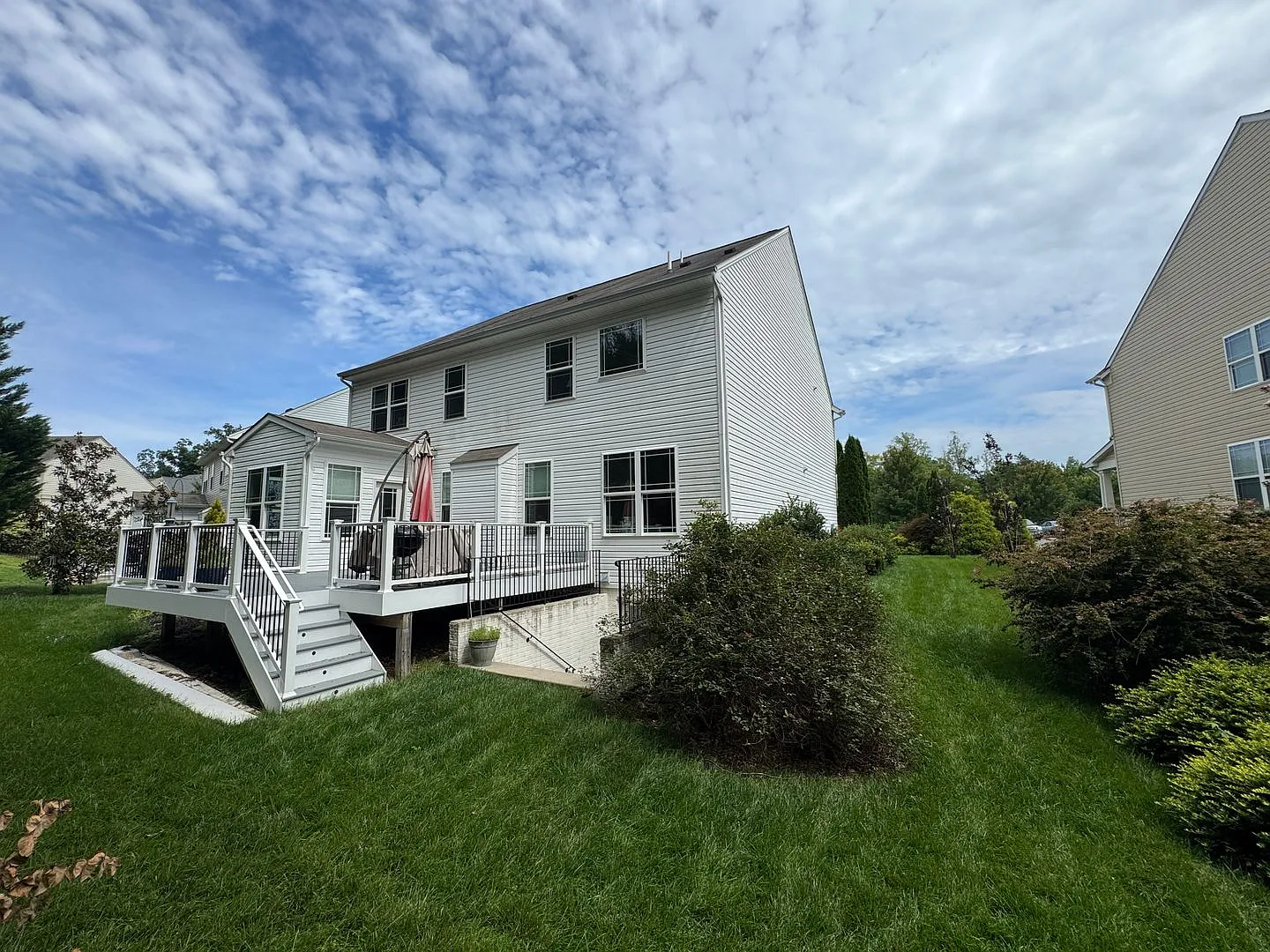 5 Bedroom Stafford -Colonial Forge — Photo 2