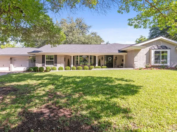 6336 Halifax Rd, Fort Worth, TX 76116