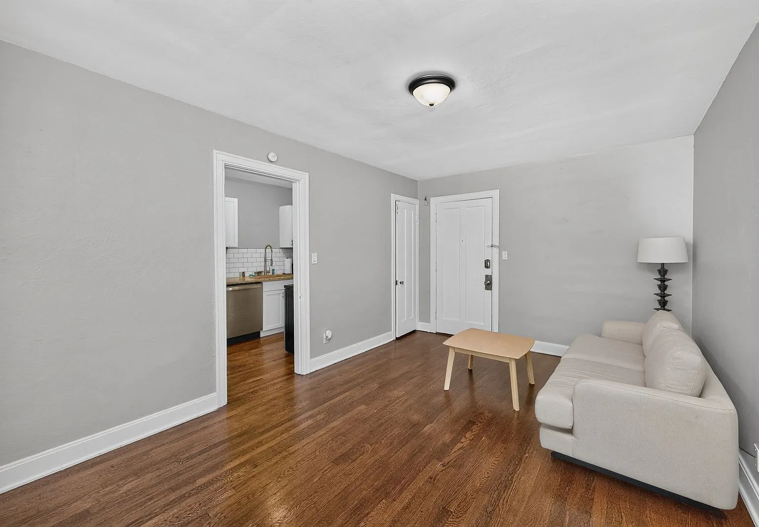 4300 Erie Ave — Photo 3