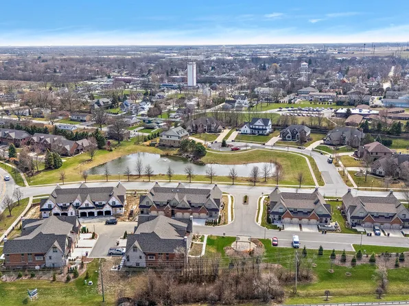 9730 Folkers Dr, Frankfort, IL 60423