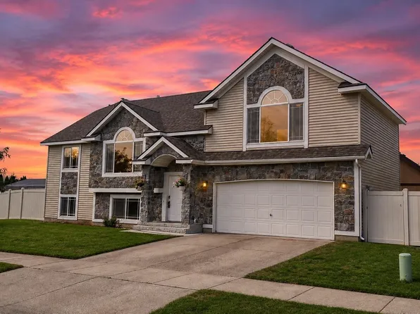 1917 N Arc Rd, Greenacres, WA 99016