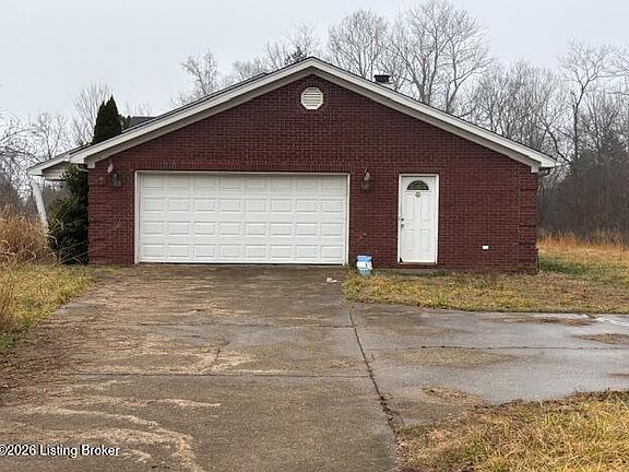 2nd image of 43 Fairway Dr