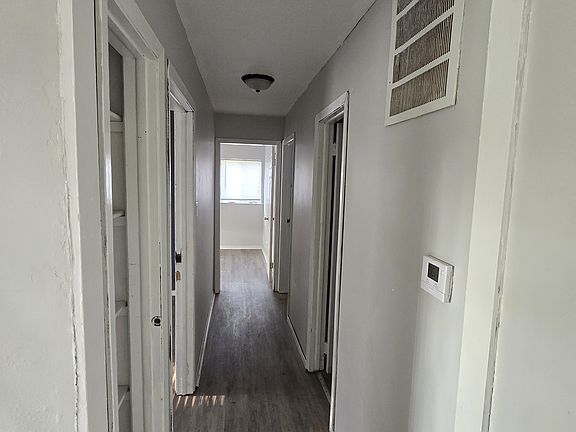 5th image of 22221 Willow Tree Ave