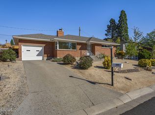 395 Hillcrest Dr, Reno, NV 89509