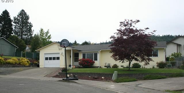 1st image of 530 SE Dawna Ct