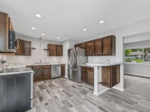 10711 Bristol Ter, Kansas City, MO 64134