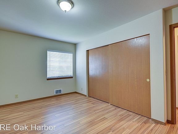 5th image of 1661 NE 16th Ave APT B201