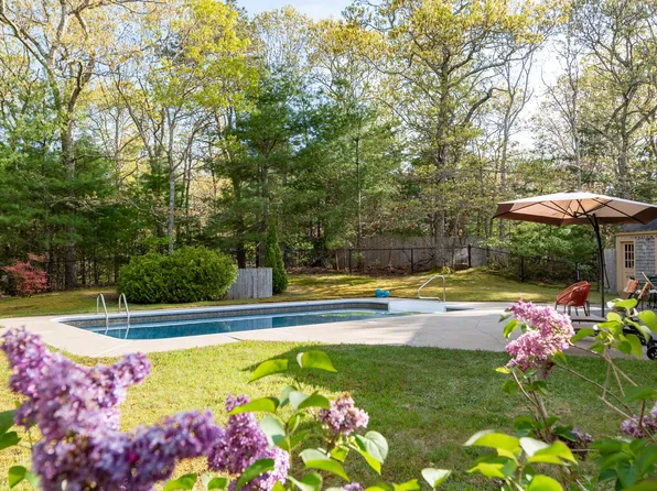41 Coachman Lane, West Barnstable, MA 02668