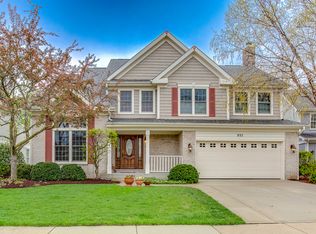 931 Christa Ct, Elk Grove Village, IL 60007