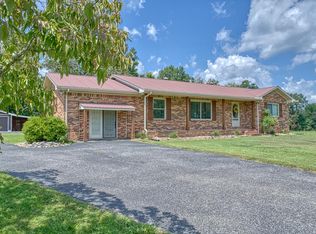 244 Bob Johnson Ln, Cookeville, TN 38501