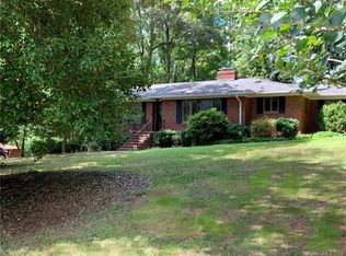 6713 Woodland Cres, Charlotte, NC 28216